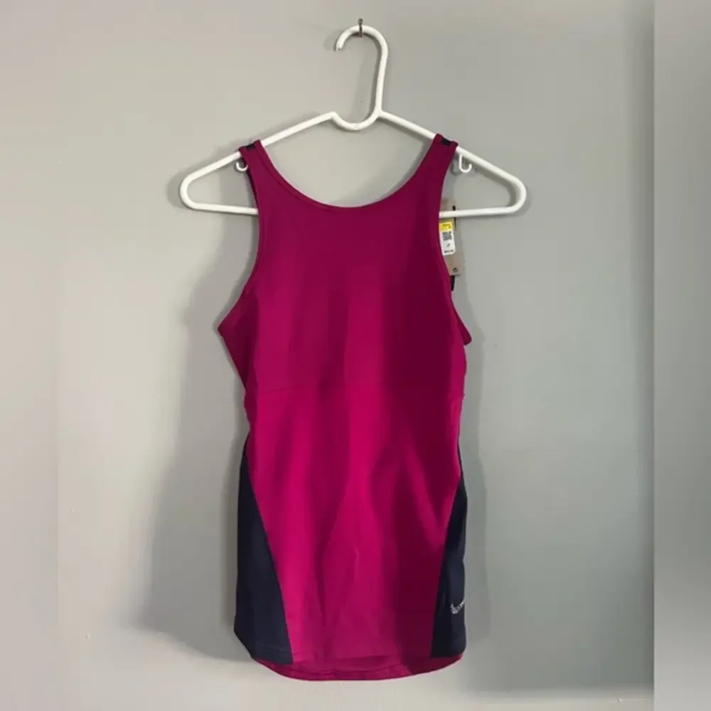 Nike yoga‎ top